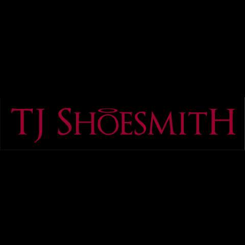 Tj Shoesmith - Close Up Magician photo